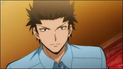 Un membre du ministère de l'intérieur, ancien parachutiste de l'armée et enfin professeur de sport de la classe E, voici :