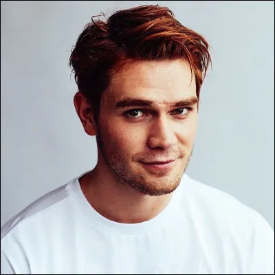 Quel rôle interprète-t-il dans la série Riverdale ?