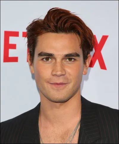 Quel âge a eu K.J. en juin 2020 ?