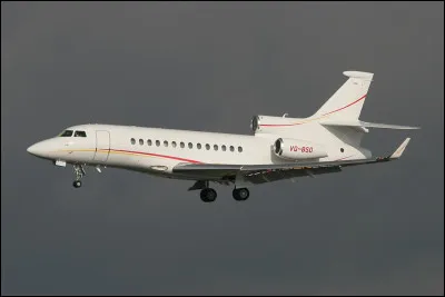 Dans quelle nouvelle de Prosper Mérimée, un père de famille tue son fils car il a dénoncé aux gendarmes la cachette d'un bandit ?