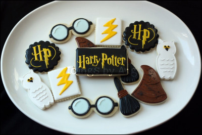 Qui dit : "Prenez un biscuit Potter" ?
