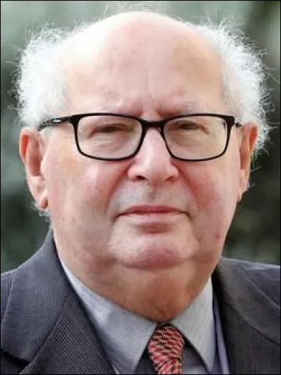 Qui est ce Serge, avocat, historien et écrivain français qui défend la cause des déportés juifs en France ?