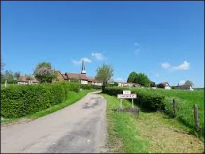 Où se situe le village de Camembert ?