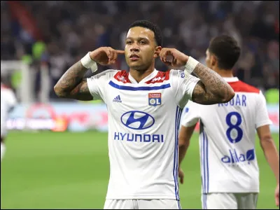 L'une des stars de la Ligue 1 en France, Memphis Depay, est un rappeur relativement respecté dans le milieu. Avec lequel de ces rappeurs a-t-il eu l'honneur d'enregistrer un morceau ?