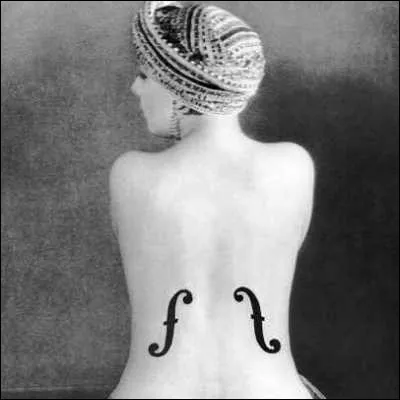 Á quel photographe doit-on le cliché "Le Violon d'Ingres" sur lequel pose Kiki de Montparnasse ?
