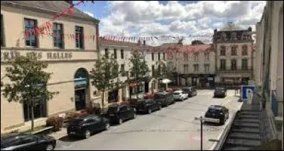 Ville de 16 000 habitants du département de la Vendée :