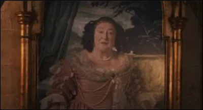 Le chapeau te met à Gryffondor. Tu te retrouves sur le chemin de ta chambre, mais tu dois passer par le tableau.
“Quel est le mot de passe ?”