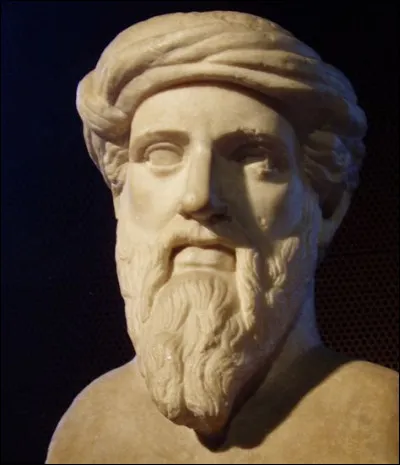 Au VIe siècle avant J.-C, Pythagore associa l'art musical à des éléments mathématiques simples. Il élabora alors sa propre gamme à l'aide d'un intervalle simple : la quinte. En quoi la gamme tempérée, bien utilisée de nos jours, est-elle différente de la gamme de Pythagore ? »