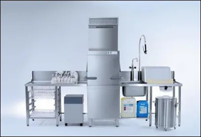 Après le repas, il faut ensuite débarrasser et faire la vaisselle. En cuisine, cette pratique a pour appellation...