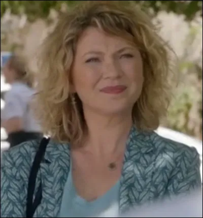 Qui joue le rôle de Candice ?