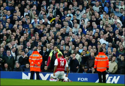 Contre quelle équipe Arsenal dispute le ''North London Derby'' ?