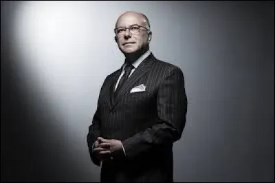 Bernard Cazeneuve a-t-il été Premier ministre sous François Hollande pendant 3 mois ?