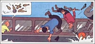 Terminons par le coup du maître, un splendide "strike" réussi par Tintin. Mais quel genre de projectile utilise-t-il pour se débarrasser des "méchants" ?