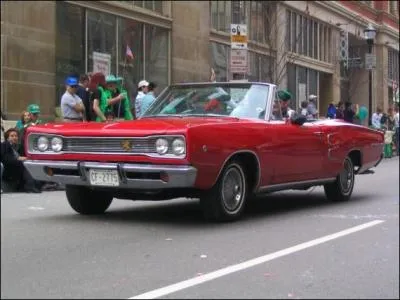 La marque de cette voiture est :