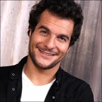 Comment s'appelle ce chanteur fran&ccedil;ais ?