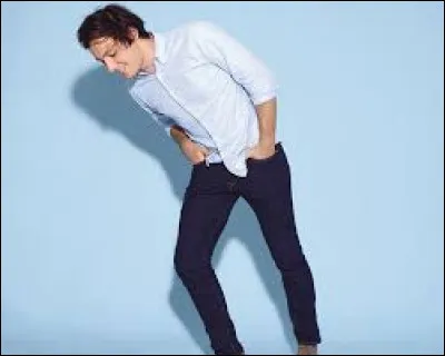 Complétez le titre de cette chanson : "On est bien...