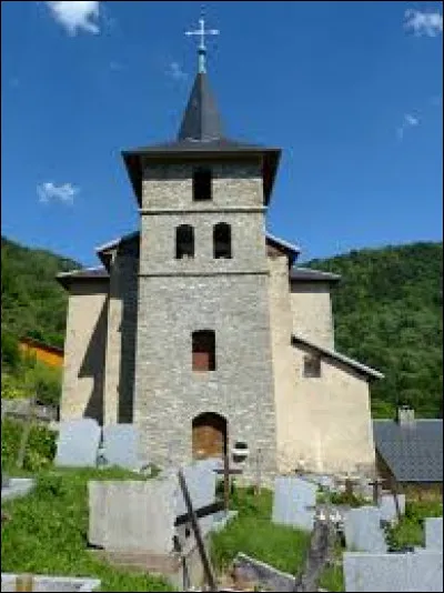 Voici l'église Saint-Michel de Montendry. Commune Savoyarde, elle se situe en région ...