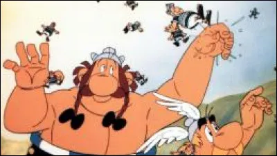 Que fait Obélix, vers la fin, pour tenter de ramener Panoramix à la raison ?