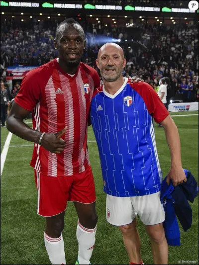 Quel était le numéro de maillot de Fabien Barthez en équipe de France ?