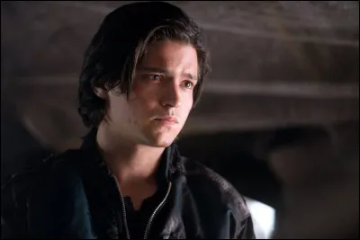 Dans quelle saison meurt Finn ?