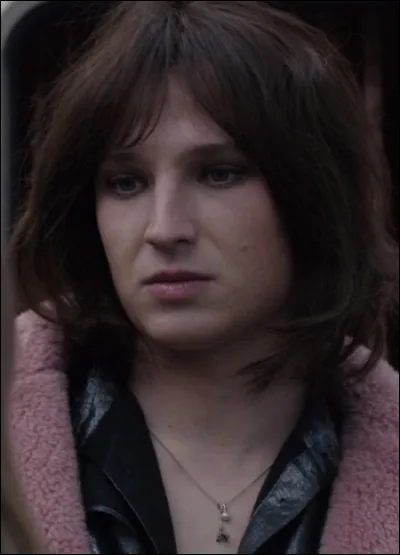 Pourquoi Bernadette donne-t-elle de l'argent à Franziska ?