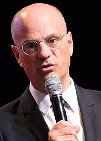 On en a beaucoup parlé aussi : Jean-Michel Blanquer. Quelle fonction a-t-il ?