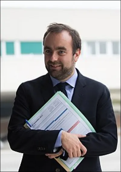 De quoi est chargé le ministre Sébastien Lecornu ?