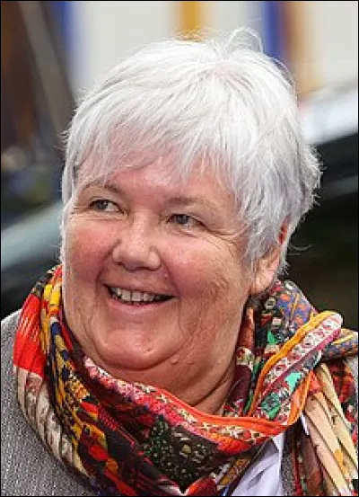 Qui est cette femme, ministre de la Cohésion des territoires et des Relations avec les collectivités territoriales depuis octobre 2018 ?