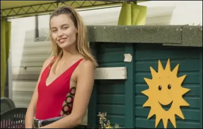 "T'es un petit croco, y'a pas de quiproquo"... Oui, oui. Un rappeur a grassement été payé pour avoir osé prononcé ces quelques mots sur un morceau nommé "Soleil". Mais de qui s'agit-il ?