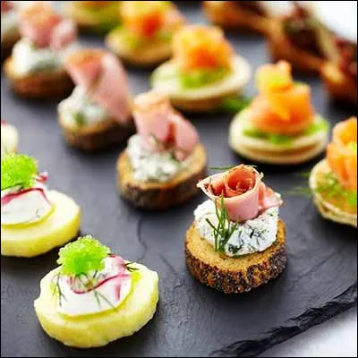 Quels amuse-gueules sont typiques de la gastronomie espagnole ?