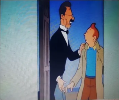 Il lui dit de retourner &agrave; Shanghai. Mais surtout de qui doit-il se m&eacute;fier&nbsp; ?