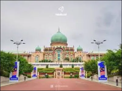 Quelle est la capitale administrative de la Malaisie ?