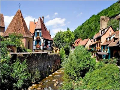 Après Paris, je me rends sur un territoire cédé par la France à l'Empire allemand. Ceci en application du traité de Francfort, signé le 10 mai 1871 après la défaite française. Dans quelle région suis-je ?