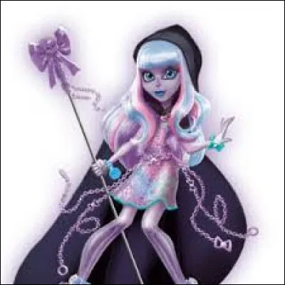 Qui est cette goule ?