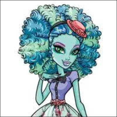 Qui est cette goule ?