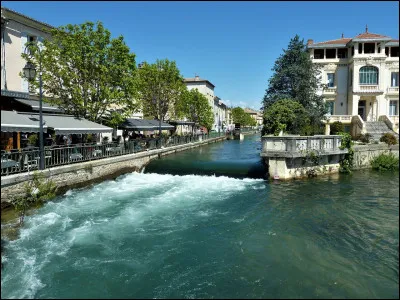 Quelle belle ville que L'Isle-sur-la-Sorgue ! Mais où se cache-t-elle ?