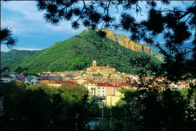 Nous voici à présent à Digne, ville qui regorge de sites attrayants, notamment la crypte archéologique de Notre-Dame-du-Bourg. Dans quel département sommes-nous ?
