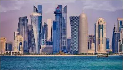 Doha, la capitale du Qatar est une ville insulaire.