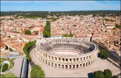 Retrouvez la ville, connue pour son arène et ses autres monuments bien conservés.