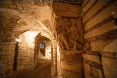 En voyant la photo, pouvez-vous deviner où je me trouve ?