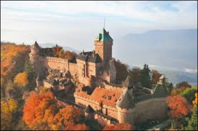 Commençons par un château fort alsacien du XIIe siècle qui se visite. Il s'agit du château du...