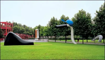 Elle a été créée par le duo d'artistes :