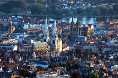 Quelle est cette ville, préfecture du département de l'Allier ?