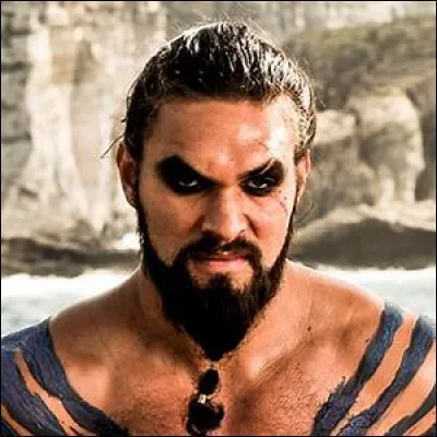 Khal Drogo est joué par...