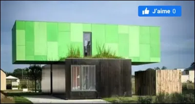 Il y en a pour tous les goûts. À Pont-Péan, en quoi est construite cette maison ?