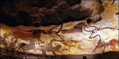 Où se situe la grotte de Lascaux ?