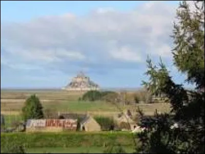 Combien de visiteurs le Mont-Saint-Michel a-t-il accueilli en 2019 ?
