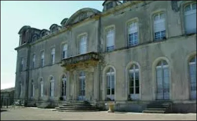 Nous partons à la découverte du château de Fendeille. Commune occitane, dans l'aire urbaine Chaurienne, elle se situe dans le département ...