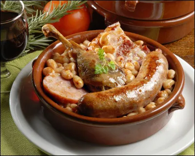 Ce repas-là restera un souvenir impérissable ! Ce plat est la spécialité de la ville, tellement copieux que tout le monde est allé se coucher ! Dans quel département était-ce déjà ?