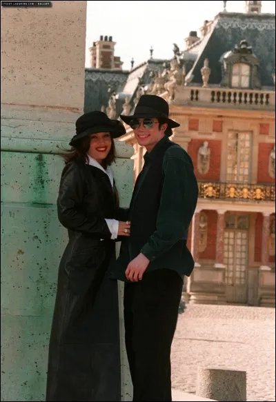 Où Michael Jackson et Lisa-Marie Presley étaient-ils sur cette photographie prise le 5 septembre 1994 ?